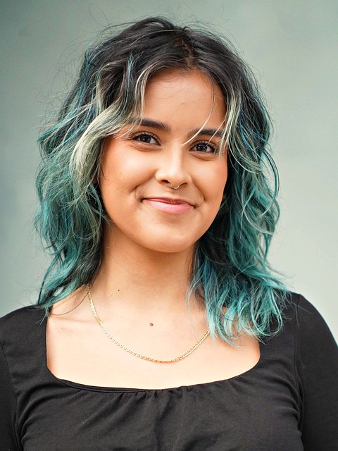 Izzy — Senior Stylist